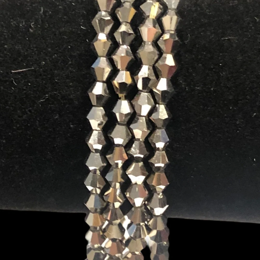 VINTAGE SILVER MIRRORED FACETED AURORA BOREALIS STRETCH BRACELET - SET OF 4